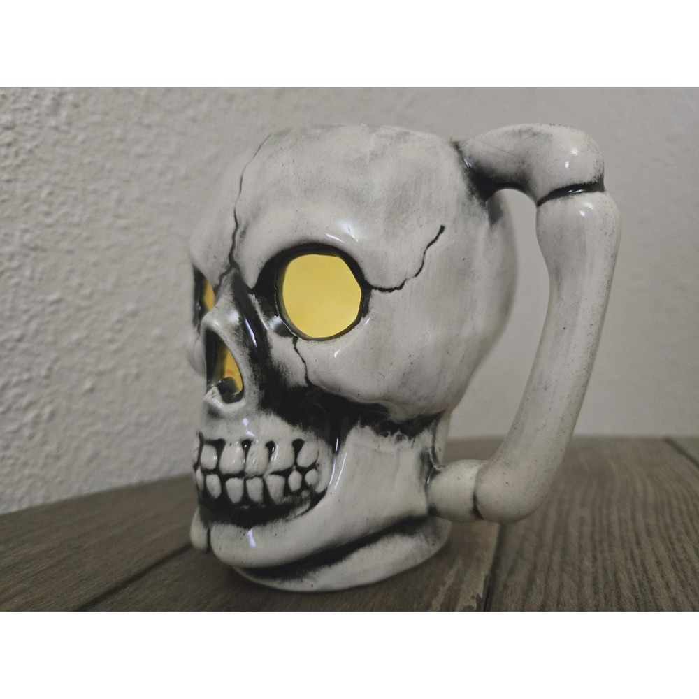Vintage Handthrown Ceramic Skull Mug Votive Candle Holder Spooky Halloween Decor - Picture 4 of 13